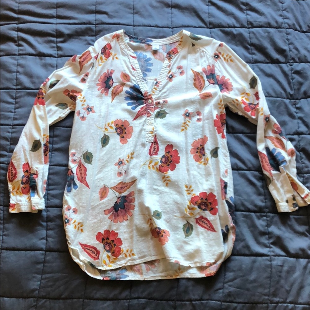 Old Navy Tunic Style Blouse - Flower Pattern